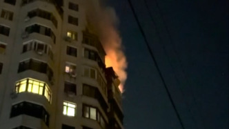 澤連斯基：俄軍以450架無(wú)人機(jī)和70余枚導(dǎo)彈再襲烏能源目標(biāo)