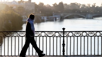 观察｜全球反移民浪潮之下，为何西班牙逆势想做“移民灯塔”？