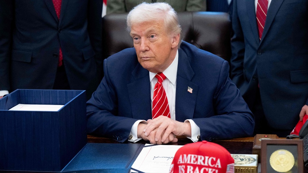 特朗普：有人想关我一辈子，但我是清白的