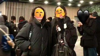 北漂專(zhuān)為“黑色羽絨服”辦了場(chǎng)選美大賽，這169元有9個(gè)兜的牛馬市服艷壓始祖鳥(niǎo)？