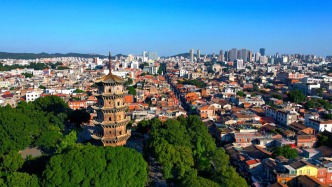 泉州去年GDP为13778.34亿元，同比增长5.3%