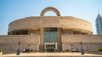 如果每件文物停留30秒，上博這個大展“可能要花12小時才能看完”