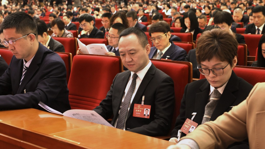 代表建议：推动“上海制造”与红色文化深度融合，老字号应有所为