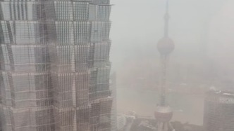 上海又下雪了，夜间可能出现道路结冰