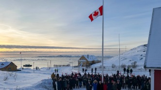 释新闻｜开设领事馆、派遣巡逻舰，加拿大为何在格陵兰岛插上国旗？