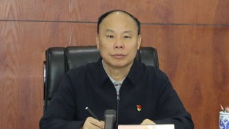 杨逢春已任青海省人大常委会党组书记、副主任