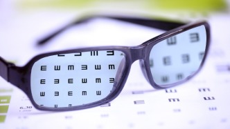 从远视储备到近视手术，眼科主任教你护眼不走弯路｜健康有方FM