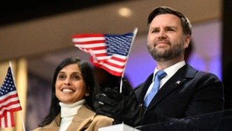 米蘭冬奧會(huì)開幕，美副總統(tǒng)萬(wàn)斯及其夫人在現(xiàn)場(chǎng)遭噓