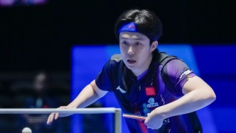 乒乓球亚洲杯男单决赛，王楚钦击败张本智和成功卫冕冠军