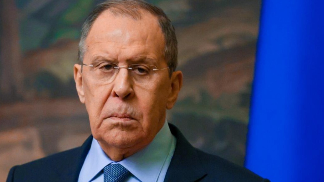 拉夫羅夫與歐安組織主席互贈(zèng)禮物