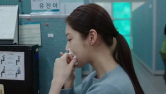 情感麻木、習(xí)慣帶著冷漠的面具生活？警惕這種越來(lái)越普遍的心理問(wèn)題