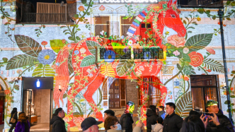 魔都眼｜在上海過(guò)年：一馬當(dāng)先，張園石庫(kù)門(mén)里過(guò)“摩登年”