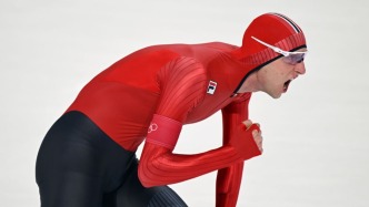 速滑男子5000米世界紀(jì)錄保持者打破奧運(yùn)紀(jì)錄奪冠