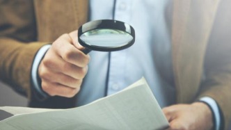 贵州省自然资源厅原一级巡视员郭强、尹晓勤同日宣告被查