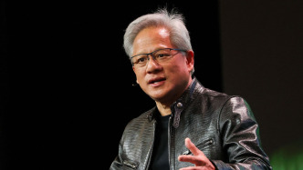 黄仁勋力挺科技巨头超6000亿美元资本开支：需求旺盛，AI投资创造更多收入