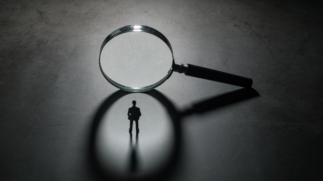 辽宁一政务窗口工作人员8年收取好处费1614万元