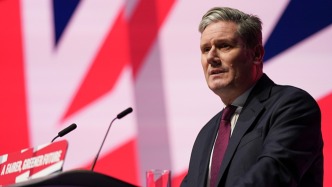 面临舆论压力，斯塔默表示将继续担任英国首相