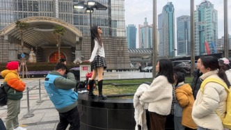 怎么打卡上?！叭住弊蠲?？這些志愿者幫你解鎖最佳方式｜2026新春走基層