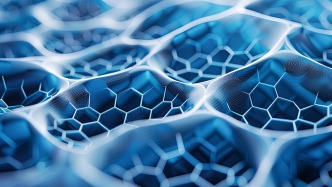 新材料“革命性发现”：为压电材料装上“恒温舱”后性能提升超10倍