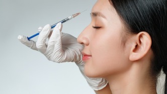 马上评｜“轻医美”不轻，监管必须加重