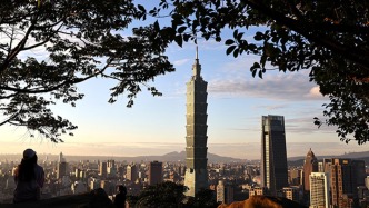 国台办：解决台湾问题不容任何外来干涉