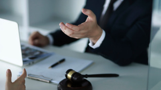 司法部：去年行政复议量增长近四成，超九成未再进入诉讼程序