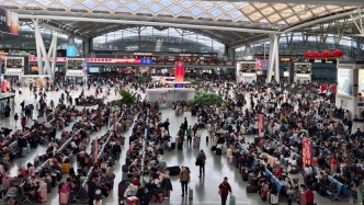 国铁集团：2月13日全国铁路预计发送旅客1510万人次