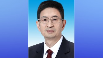 中共中央批准：陈炜同志不再担任四川省委常委