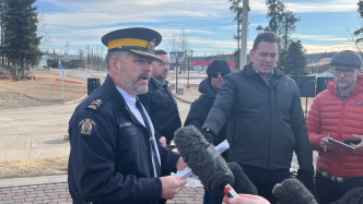 致9死逾25伤，加拿大警方称10日发生的校园枪击案枪手为无差别攻击