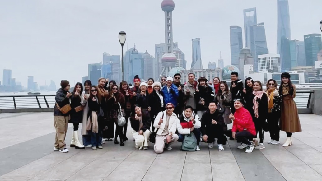 “我们每个人都超预算了”，泰国游客“买买买”哪些东西？｜Why游上海