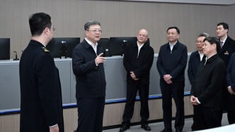 让市民群众欢度平安祥和的新春佳节！陈吉宁龚正检查城市保障，慰问一线工作人员