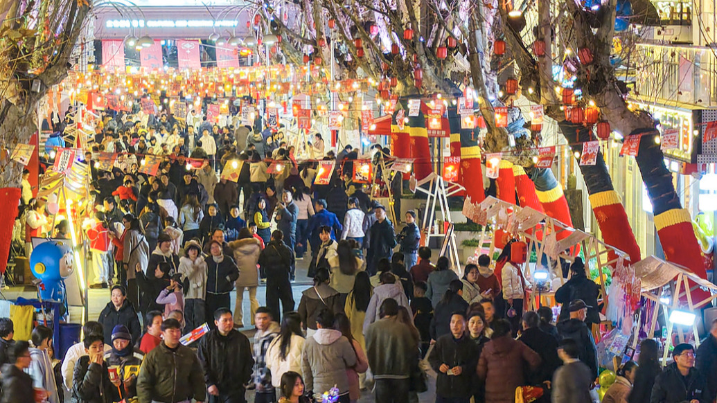 春节假期首日：“反向过年”的爸妈批量住进一线城市酒店