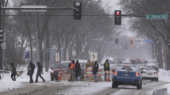 美官员称超千名移民执法人员已撤出明州双城地区