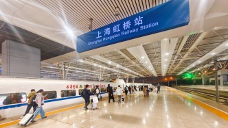 新春走基层丨深夜的红眼高铁，满是回家的气息