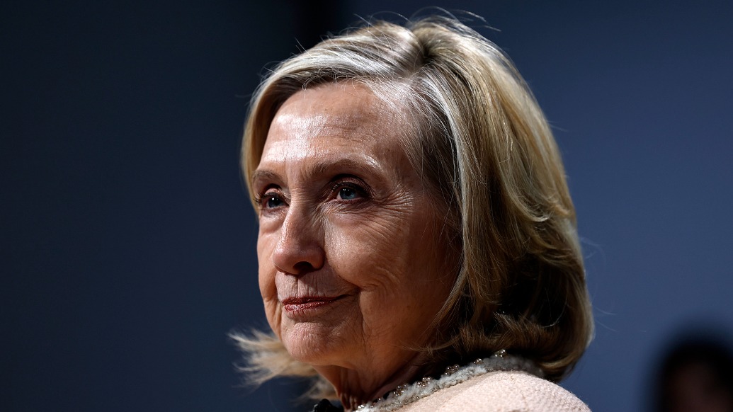 希拉里回应爱泼斯坦案:可怕,但名字出现在文件中不意味犯罪