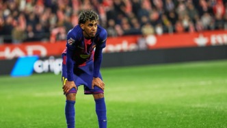 体坛联播｜巴萨不敌赫罗纳让出榜首，中国男子冰壶除夕迎首胜