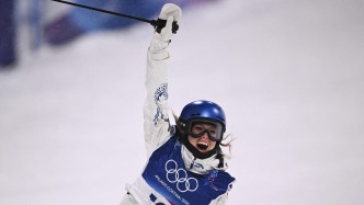 谷爱凌再添一银，创造历史背后，她的“敢于上场”更珍贵