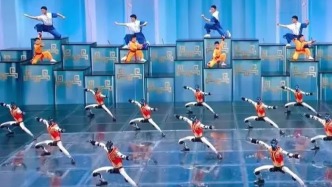 人民日报经济热点快评：春晚“机器人浓度超高”，具身智能未来已来