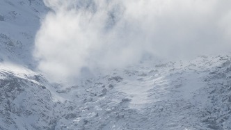 美國加州雪崩致10名滑雪者失蹤