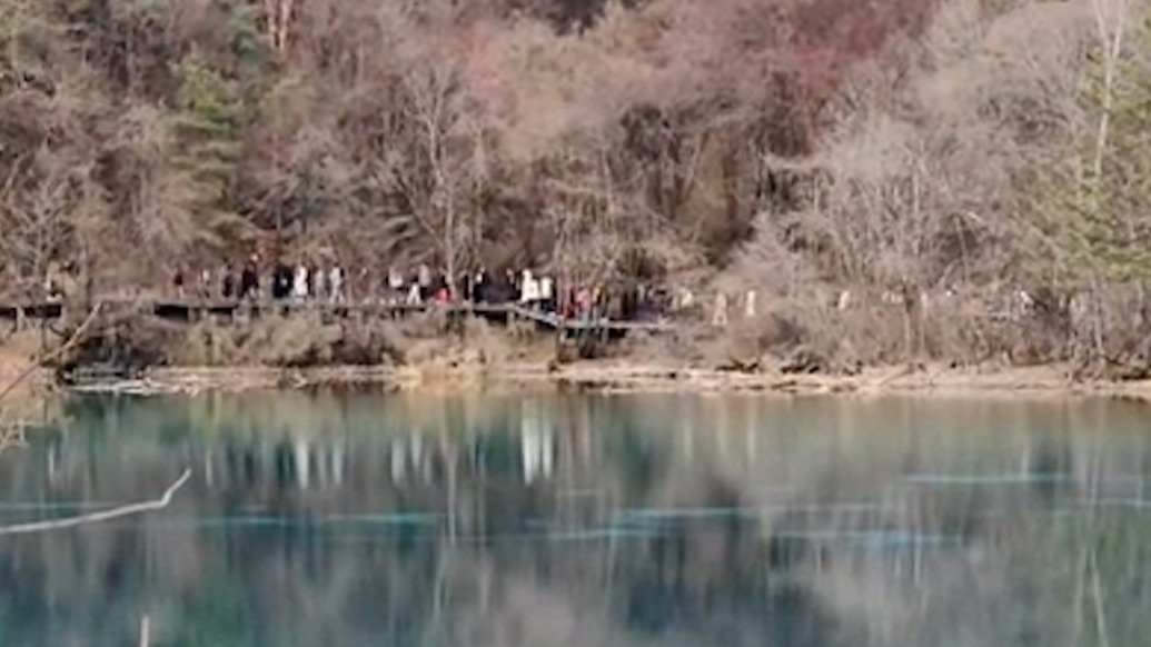 門票預(yù)訂達(dá)最大承載量!九寨溝等多個景區(qū)提醒合理安排出行時間