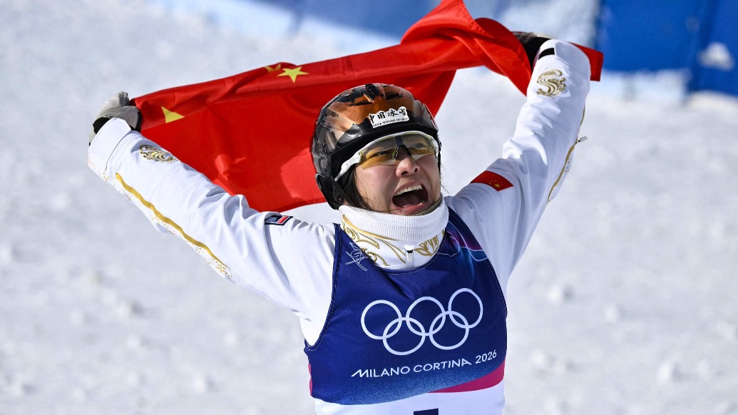 泪水与荣光交织，徐梦桃卫冕米兰，不负每一份坚守