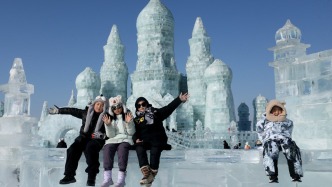 哈爾濱冰雪大世界因氣溫升高臨時閉園兩天
