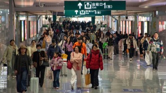 今天创今年春运以来人员流动量单日新高，务工客流开始返程