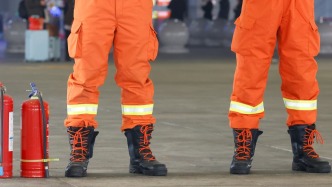 湖南新化一辆消防车坠崖，6名消防员因公牺牲