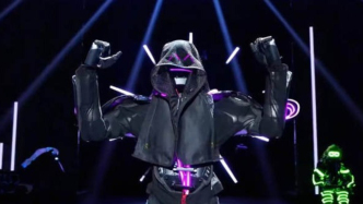 科技新贵们，年会不能停