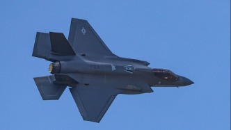 大量美军海空力量在中东地区集结