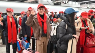 人勤春早暖意先行！春节后首批“点对点”务工劳动者乘专机专列抵沪