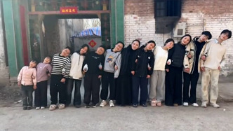 椿萱并茂，棠棣同馨！网友纷纷晒出春节期间与兄弟姐妹的同框