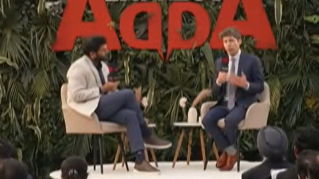 中国会派出人形机器人击溃美国？奥特曼：未来将是网络战争