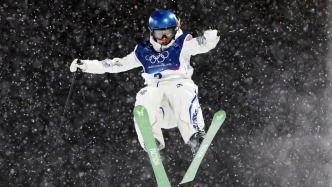 女子U型场地技巧决赛将正常进行，谷爱凌等4人携手决赛冲金